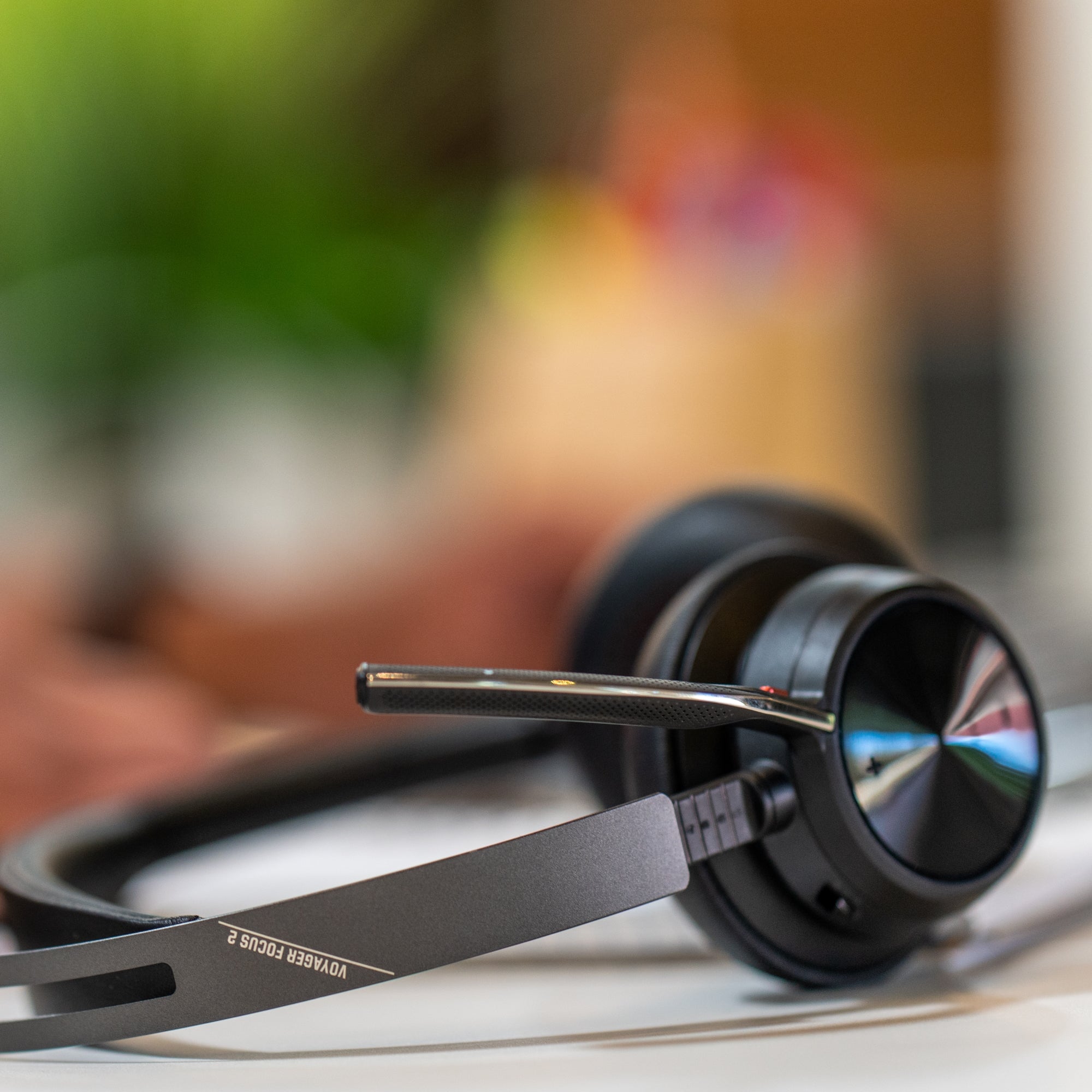 Poly Voyager Focus 2 USB-C Headset +USB-C/A Adapter TAA 9T9J9AA